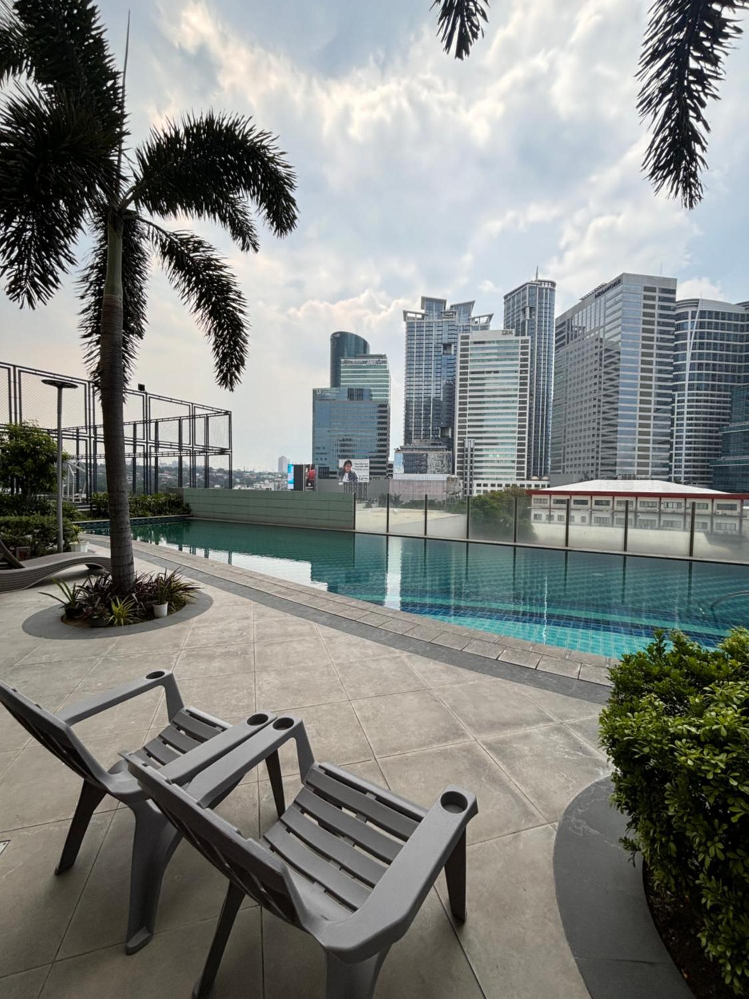 La Amore Place Pasig City Exterior foto