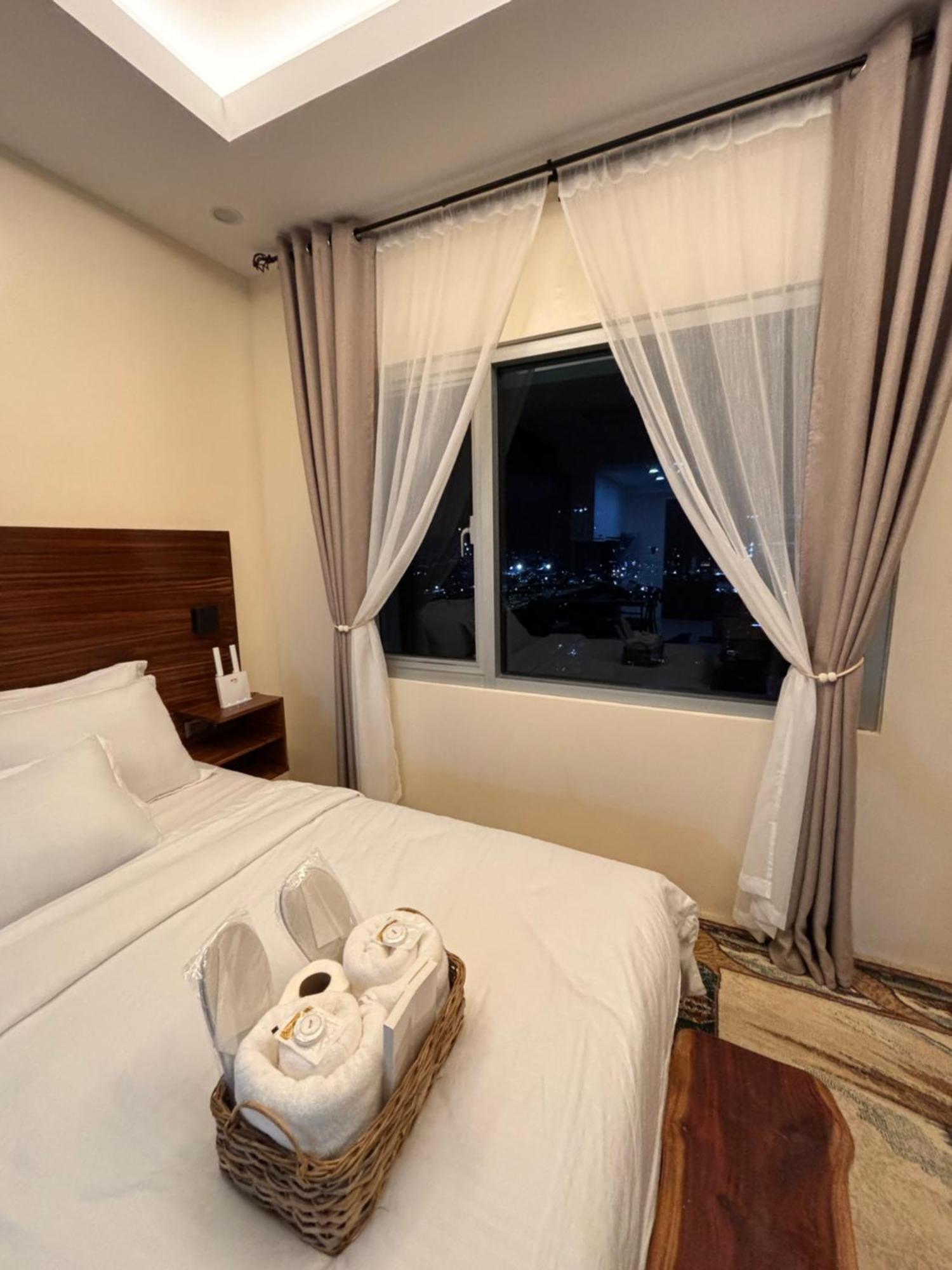 La Amore Place Pasig City Exterior foto