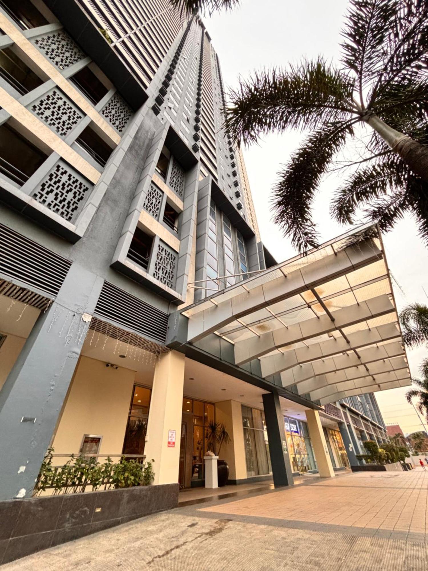 La Amore Place Pasig City Exterior foto