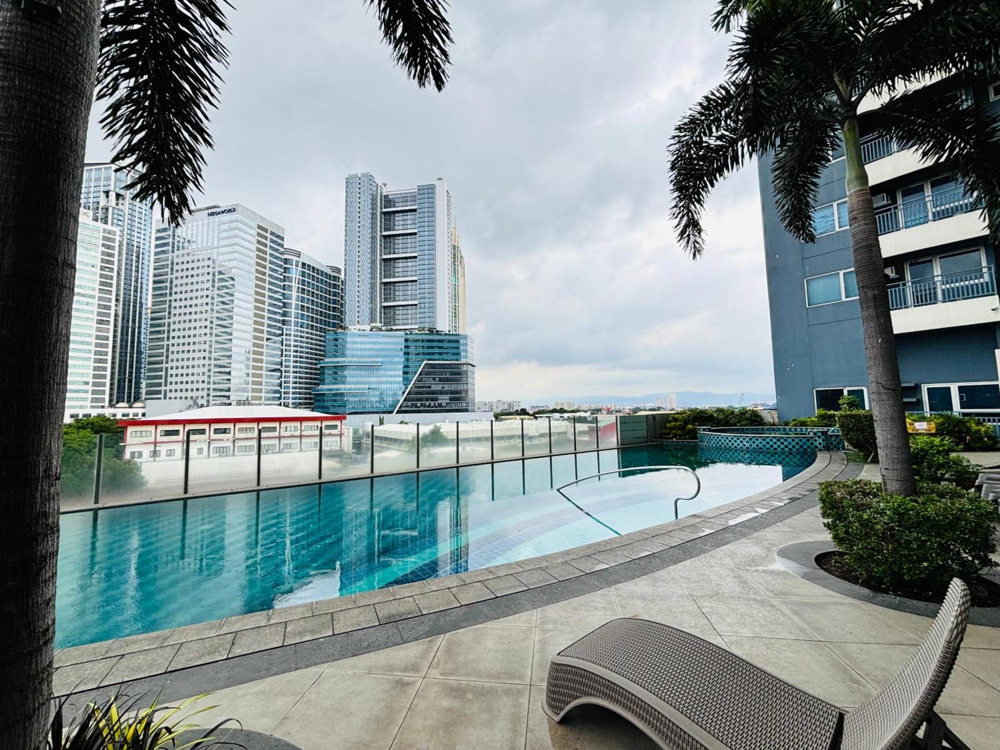La Amore Place Pasig City Exterior foto